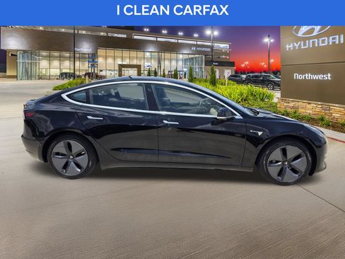 Used 2018 Tesla Model 3 Long Range RWD image 6