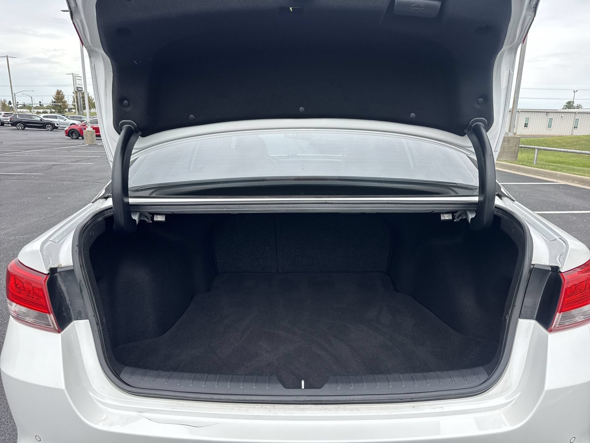 Used 2018 Kia Optima EX FWD image 23