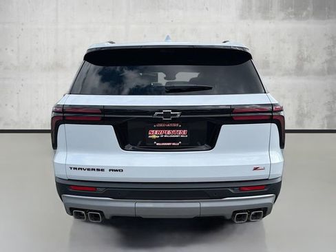 New 2026 Chevrolet Traverse Z71 w/ Enhanced Driving Package image 6