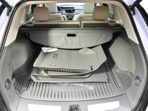 New 2025 Cadillac XT5 Premium Luxury w/ LPO, Floor Liner Package image 19