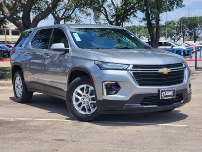 Used 2023 Chevrolet Traverse LS w/ Safety Package