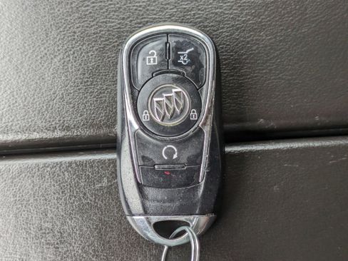 Used 2017 Buick Envision Premium w/ Driver Confidence Package image 34