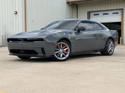 Used 2025 Dodge Charger R/T Scat Pack w/ Track Pack AWD/4WD image 1