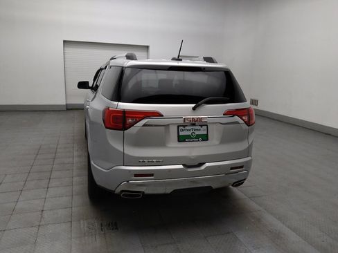 Used 2019 GMC Acadia Denali w/ Technology Package FWD image 6