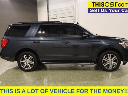 Used 2023 Ford Expedition XLT RWD image 9