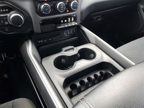 Used 2019 RAM 1500 Big Horn image 29