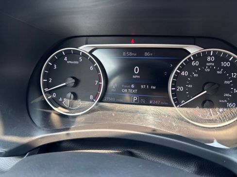 Used 2025 Nissan Sentra SV FWD image 38