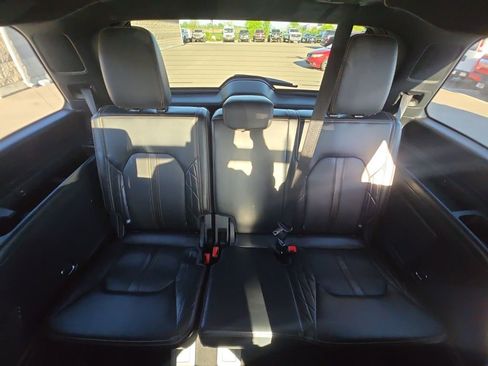 Used 2023 Ford Expedition Platinum AWD/4WD image 16