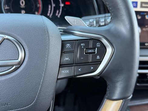 Used 2023 Lexus RX 350 Premium w/ Accessory Package AWD/4WD image 17