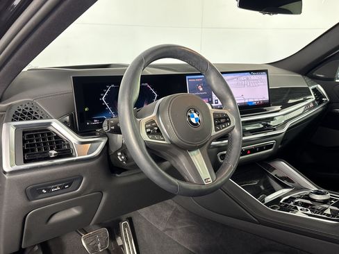 Used 2026 BMW X6 xDrive40i w/ Executive Package AWD/4WD image 4