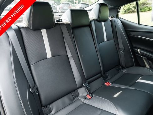 Used 2025 Toyota Camry SE FWD image 27