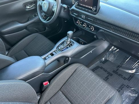Certified 2024 Honda HR-V LX image 15