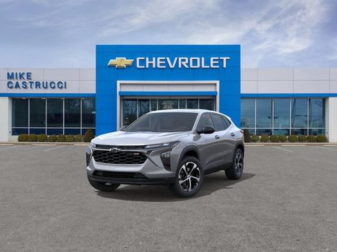New 2026 Chevrolet Trax RS w/ Sunroof Package FWD image 8