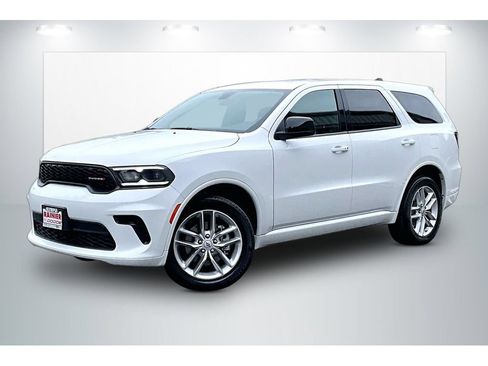 Used 2025 Dodge Durango GT AWD/4WD image 2