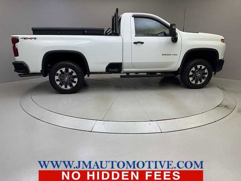 Used 2021 Chevrolet Silverado 2500 W/T w/ WT Convenience Package AWD/4WD image 6