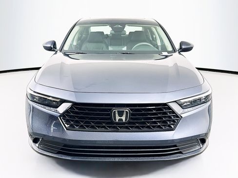 Used 2023 Honda Accord EX image 2