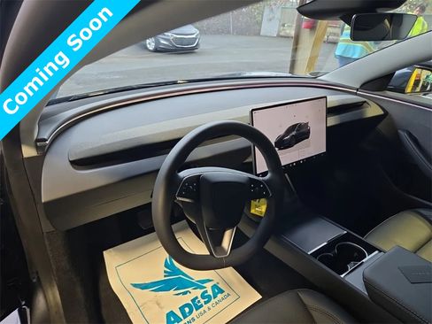 Used 2025 Tesla Model 3 Long Range image 8