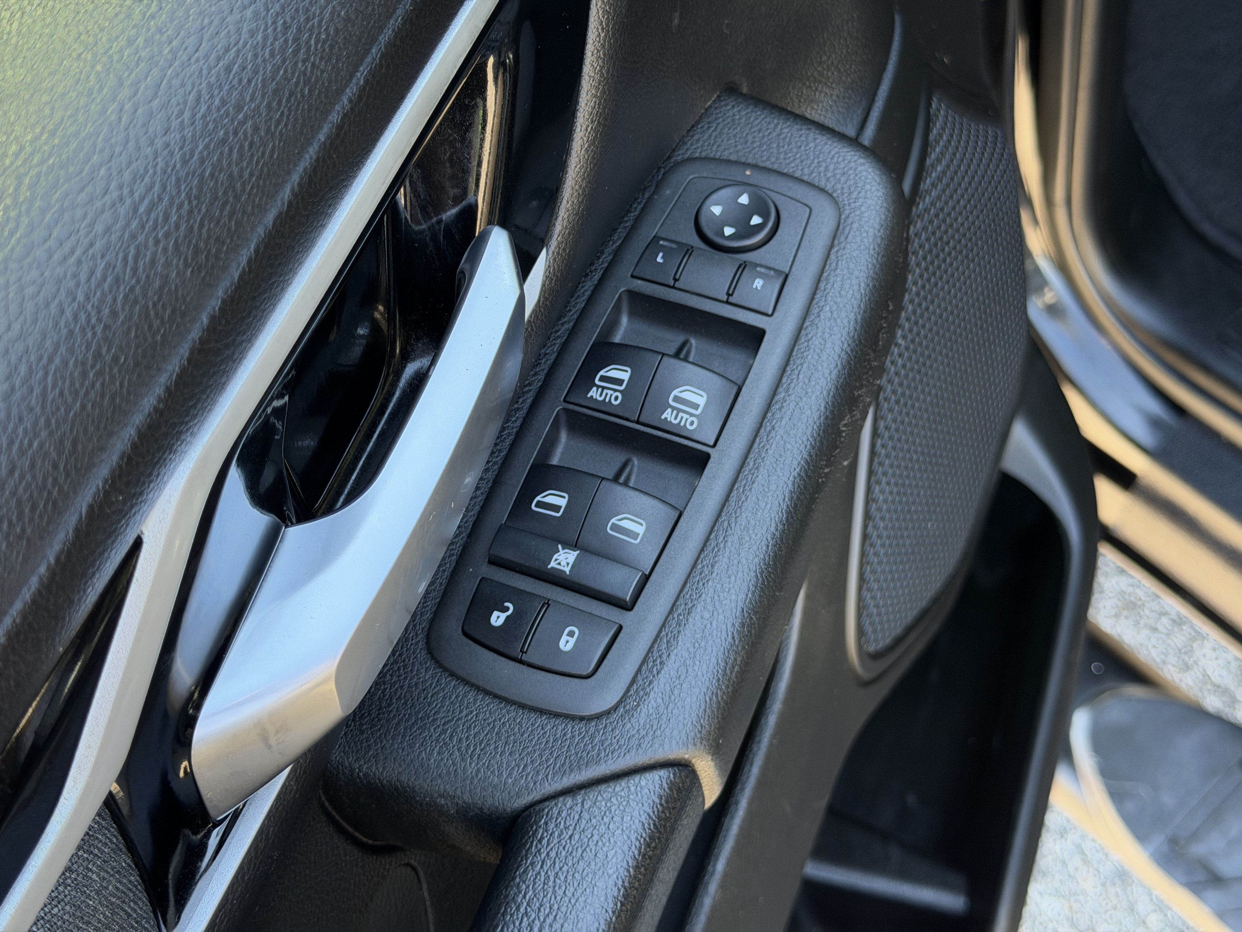 Used 2022 RAM 1500 Big Horn AWD/4WD image 15