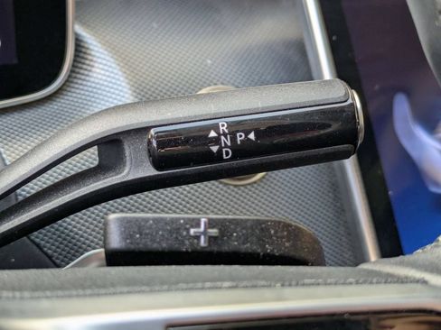 Used 2025 Mercedes-Benz C 300 Sedan image 18