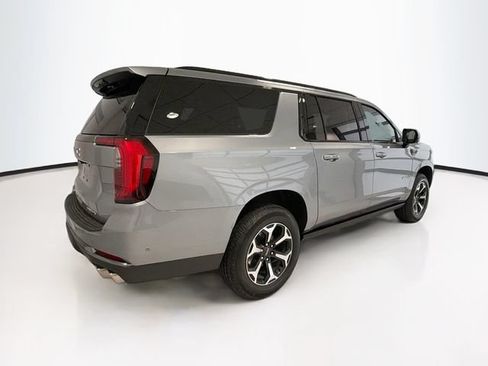 Certified 2025 GMC Yukon XL AT4 w/ AT4 Premium Package AWD/4WD image 6