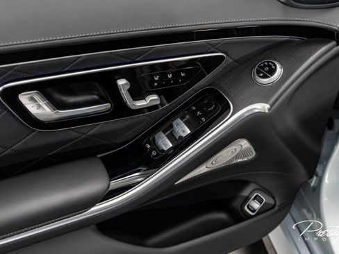 Used 2025 Mercedes-Benz S 580 4MATIC Sedan image 25