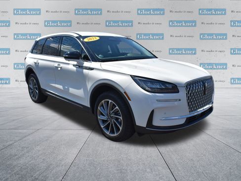 Used 2023 Lincoln Corsair AWD w/ Equipment Group 101A image 3