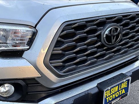 Certified 2023 Toyota Tacoma TRD Off-Road image 29