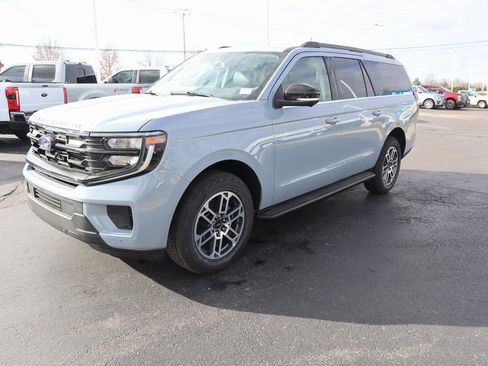 New 2026 Ford Expedition Max Active image 11