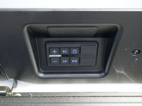 New 2026 GMC Sierra 2500 AT4X AWD/4WD image 7