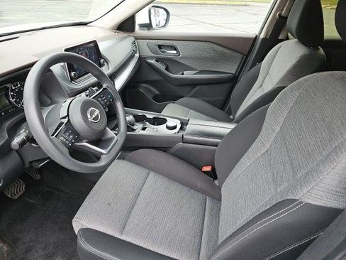 Used 2023 Nissan Rogue SV image 19