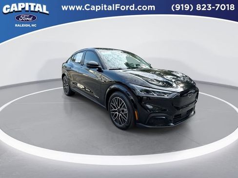 Certified 2025 Ford Mustang Mach-E Premium AWD/4WD image 2