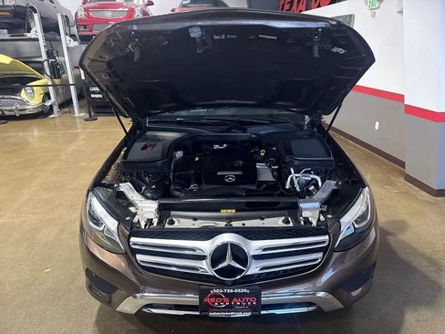 Used 2017 Mercedes-Benz GLC 300 4MATIC image 61