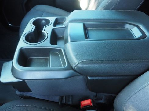 Used 2024 Chevrolet Silverado 2500 LT image 13