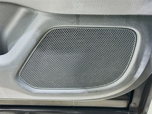 Used 2023 Honda Pilot EX-L image 18