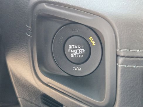 New 2026 Jeep Gladiator Sport image 23