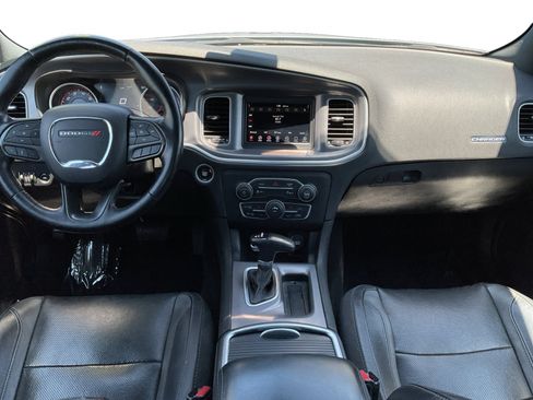 Used 2022 Dodge Charger SXT w/ Leather Interior Group RWD image 10