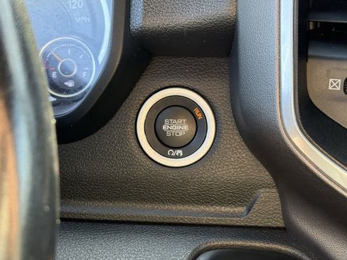 Used 2022 RAM 1500 Big Horn image 24