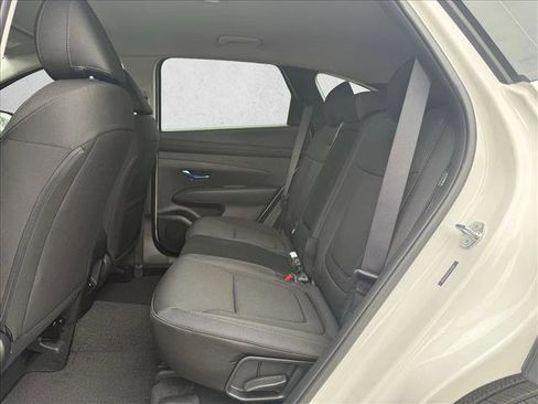 New 2026 Hyundai Tucson SE image 12