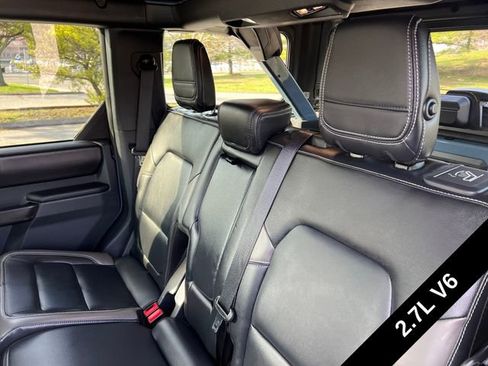 Used 2025 Ford Bronco Outer Banks AWD/4WD image 24