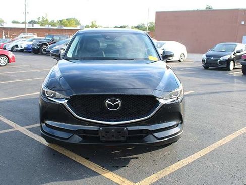 Used 2018 MAZDA CX-5 Touring w/ Preferred Equipment Package AWD/4WD image 3