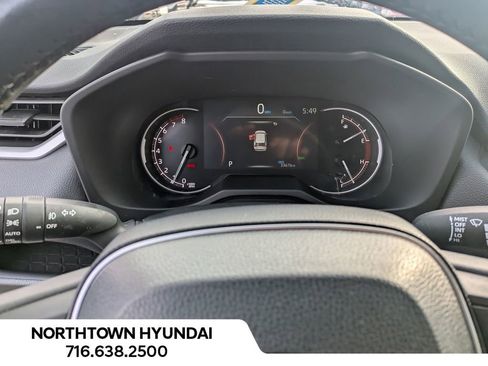 Used 2024 Toyota RAV4 Adventure image 8