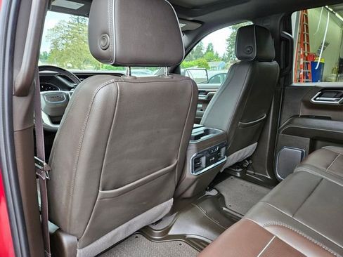Used 2024 GMC Sierra 1500 Denali AWD/4WD image 16
