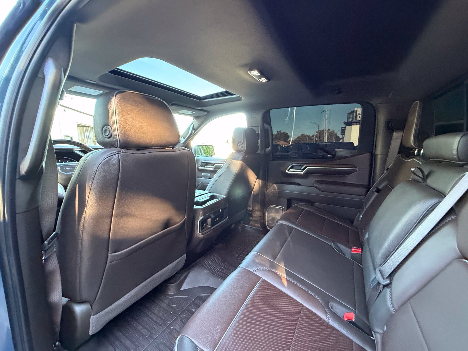 Used 2025 GMC Sierra 1500 Denali AWD/4WD image 26