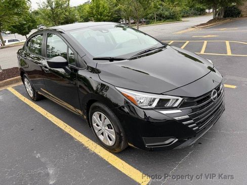 Used 2023 Nissan Versa S w/ Trunk Package FWD image 3