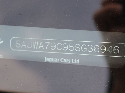 Used 2005 Jaguar XJ8 RWD image 31