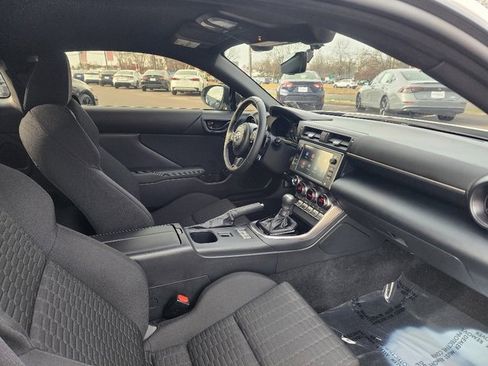 Used 2025 Toyota GR86 image 11