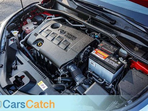 Used 2020 Toyota C-HR LE image 39