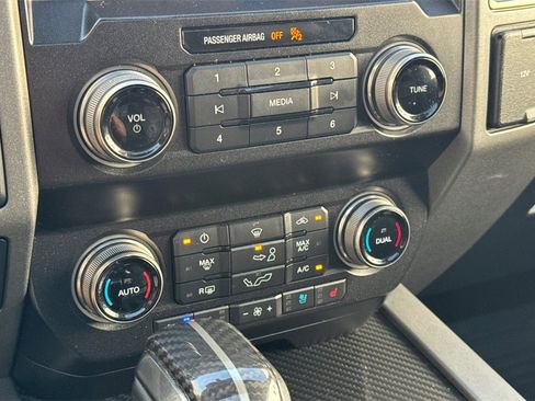 Used 2019 Ford F150 Raptor w/ Equipment Group 802A Luxury image 21