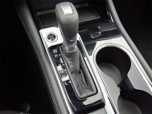 New 2025 Nissan Altima 2.5 SL image 14