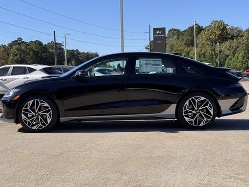 New 2025 Hyundai Ioniq 6 Limited image 36